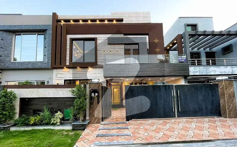 10 Marla Brand New House In Gulmohar Block Superb Location