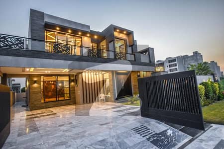 1 Kanal Ultra Modern House For Rent In DHA Best Location