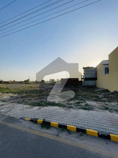 Al Rehman Garden Phase 2: 1 Kanal Pair Plot for Sale in Prime Location