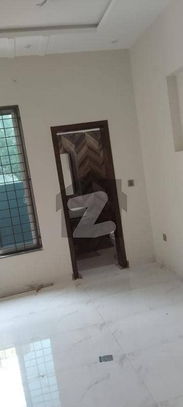 ال۔جنّت ہاؤسنگ سوسائٹی - کاہنہ لاہور میں 2 کمروں کا 4 مرلہ زیریں پورشن 35.0 ہزار میں کرایہ پر دستیاب ہے۔ ال۔جنّت ہاؤسنگ سوسائٹی - کاہنہ لاہور میں 2 کمروں کا 4 مرلہ زیریں پورشن 35.0 ہزار میں کرایہ پر دستیاب ہے۔