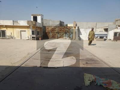 موچ گوٹھ سُپارکو روڈ,کراچی میں 9 کنال فیکٹری 7.5 کروڑ میں برائے فروخت۔