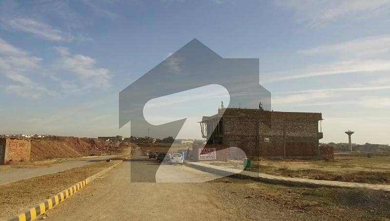 Residential plot 25x40 street#4 proper corner sun face 100% level solid land prime location available for sale in G-14/4