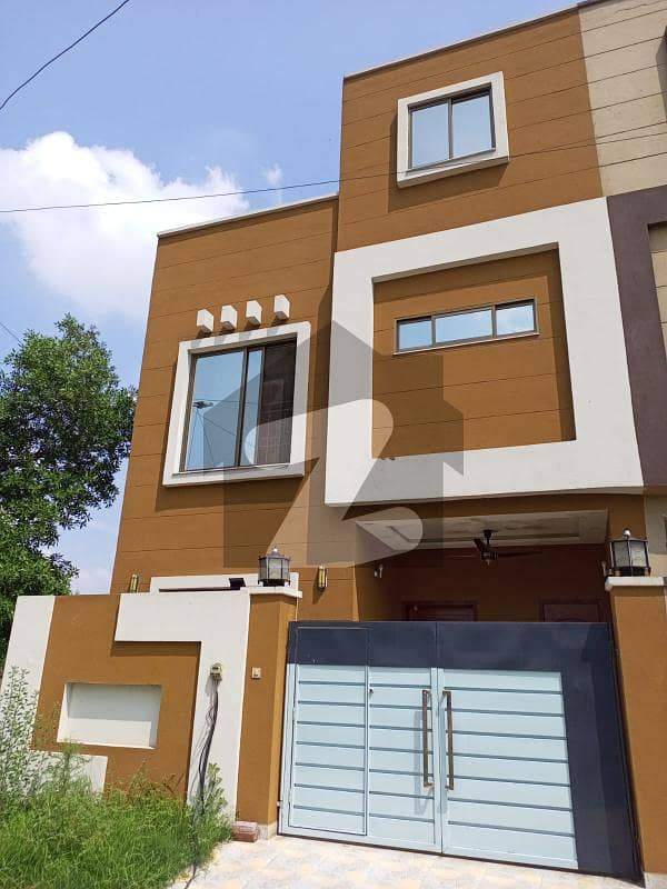 3 Marla Double Storey Brand New House On Good Location 40 Ft Road Near To Park For Sale In New Lahore City Near To 2 Km Ring Road