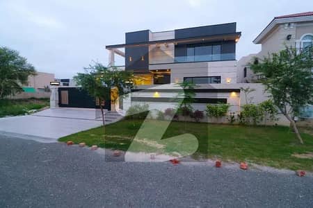 Slightly Used SEPARATE 01 Kanal Upper Portion in DHA5 on RENT