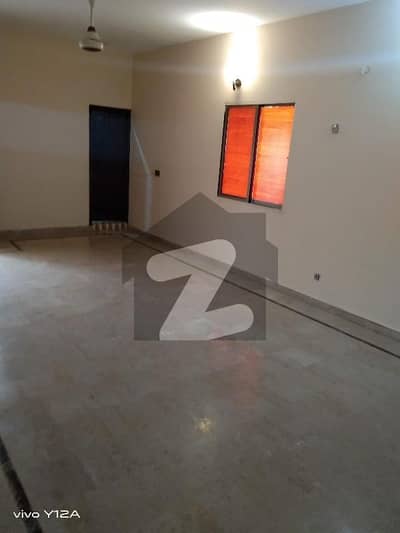 Upper Portion For Grabs In 233 Square Yards North Nazimabad