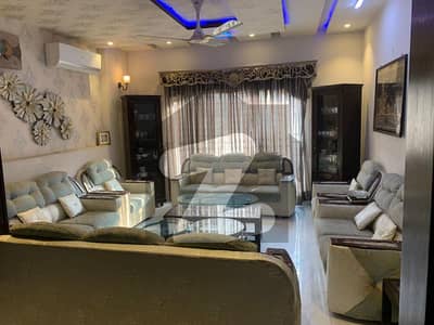 LUXURIOUS 7.5 MARLA HOUSE FOR SALE AT EYE CATCHING LOCATION IN JOHAR TOWN