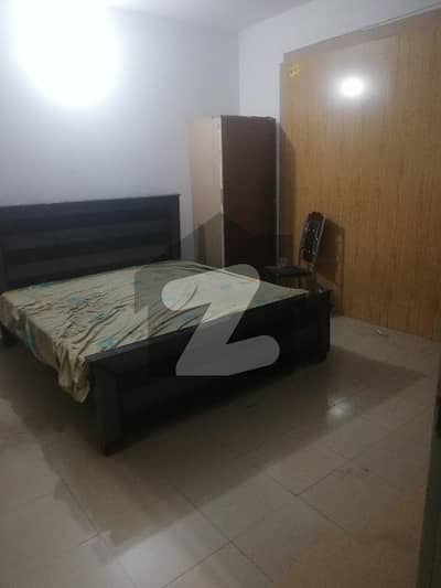 Furnished room for students in Gulberg 3