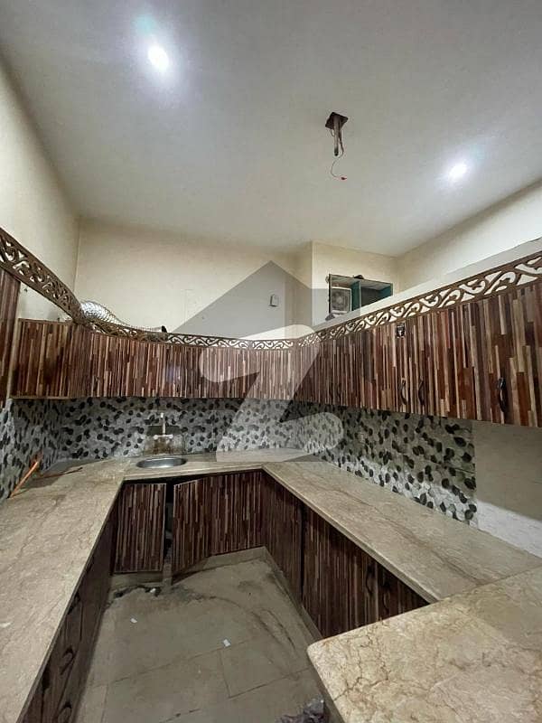 In Gulistan-e-Jauhar - Block 12 Of Karachi, A 200 Square Yards House Is Available In Gulistan-e-Jauhar - Block 12 Of Karachi, A 200 Square Yards House Is Available