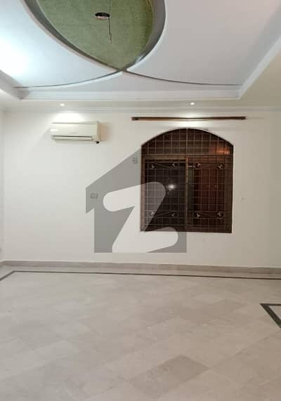 7 marla house for sale double story at the prime location in saddar