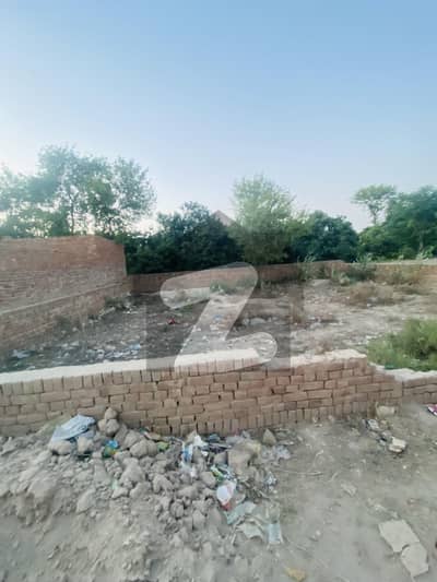 10 Marla plot urgent available For sale In Bahadar Pur