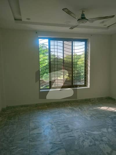 666 Sq Yards Upper Portions House Available For Rent In G-11 Islamabad