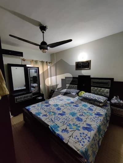 For Sale 3-Bedroom Corner Flat in Gulistan-e-Jauhar, Block 18