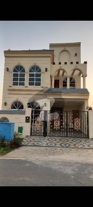 5 Marla Brand New House For Sale In Bahria Orchard Lahore