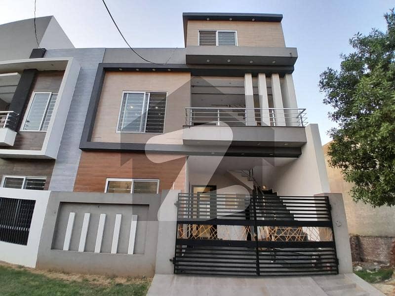 5 Marla brand new modren house for sale in nasheman iqbal
