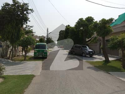 9 Marla Corner KK Block Near To Park Plot No DB Pole Is Available For Sale In DHA Phase 4 Lahore