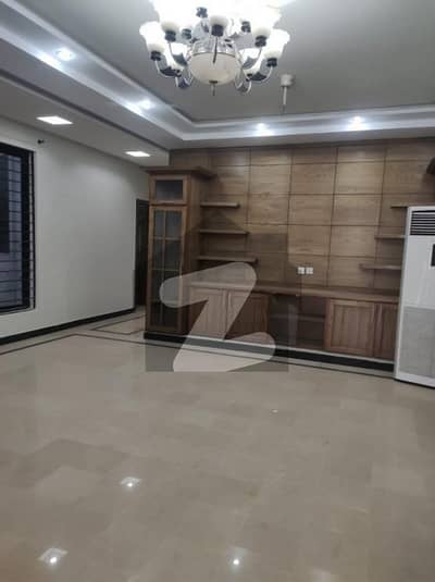 7 Marla Ground Portion Available For Rent In Faisal Town