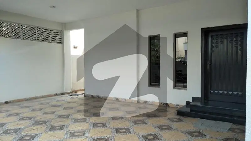 17 Marla 04 Bedrooms Brigadier House Available For Rent In Sector F Askari 10 Lahore