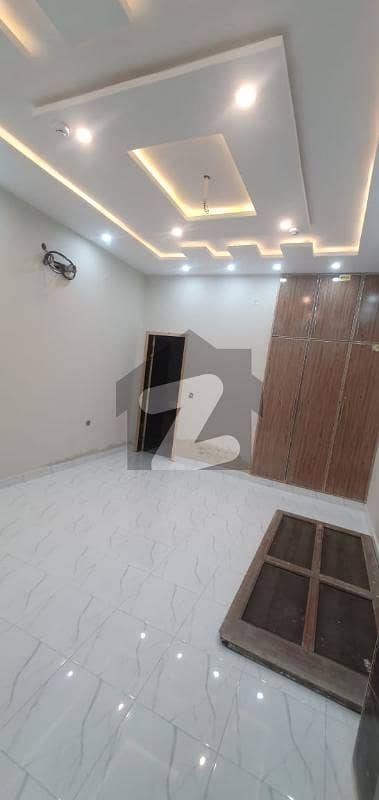 ڈی ایچ اے فیز 7 ڈیفنس (ڈی ایچ اے),لاہور میں 4 کمروں کا 10 مرلہ مکان 3.6 کروڑ میں برائے فروخت۔