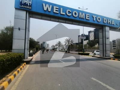 ڈی ایچ اے فیز 8 - بلاک ٹی فیز 8,ڈیفنس (ڈی ایچ اے),لاہور میں 1 کنال رہائشی پلاٹ 3.5 کروڑ میں برائے فروخت۔