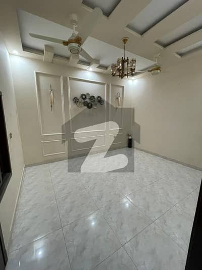 گلستانِِ جوہر ۔ بلاک 12 گلستانِ جوہر,کراچی میں 2 کمروں کا 5 مرلہ بالائی پورشن 1.25 کروڑ میں برائے فروخت۔