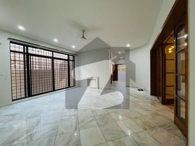 Luxurious House For Rent In F-7 on Prime Location