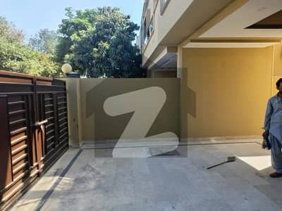 10 Marla Like Brand New House For Rent In Overseas B Block Bahria Town Lahore
