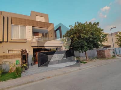 10 MARLA BRAND NEW LUXURY MODERN HOUSE FOR SALE IN NARGIS EXTENSION BLOCK BAHRIA TOWN LAHORE