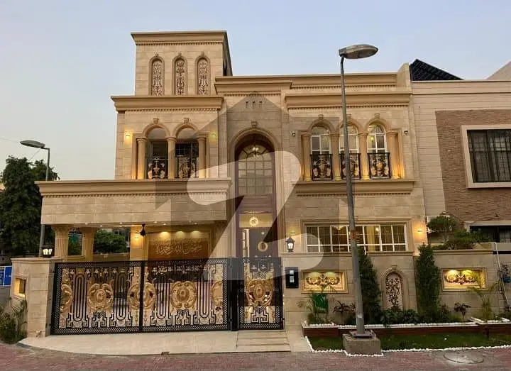 12 marla brand new corner house for sale in Gulbahar block Bahria town Lahore