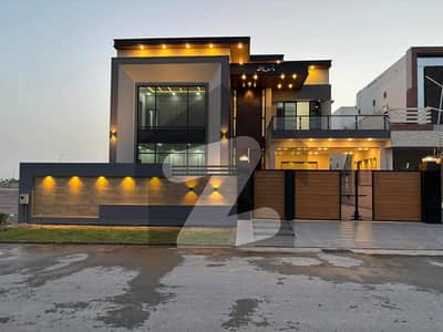 20 Marla Ultra luxurious House For Sale DHA Multan M sector