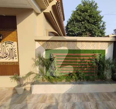 10 MARLA BRAND NEW HOUSE FOR SALE IN SECTOR C BAHRIA TOWN LAHORE