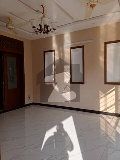 سوان گارڈن ۔ بلاک ڈی سوان گارڈن,اسلام آباد میں 7 کمروں کا 1 کنال مکان 1.69 لاکھ میں کرایہ پر دستیاب ہے۔