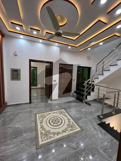 5 Marla Brand New Luxury House Available For Rent In cc Block Sector D Bahria Town Lahore