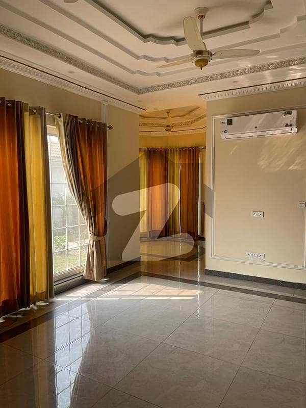 Office Space Available Judicial Colony PhASE 1 Thokar Niaz Baig On