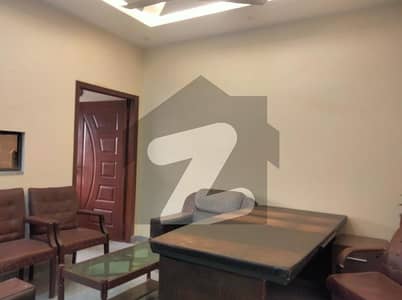 پاک عرب ہاؤسنگ سوسائٹی لاہور میں 1 کمرے کا 2 مرلہ فلیٹ 22.0 ہزار میں کرایہ پر دستیاب ہے۔