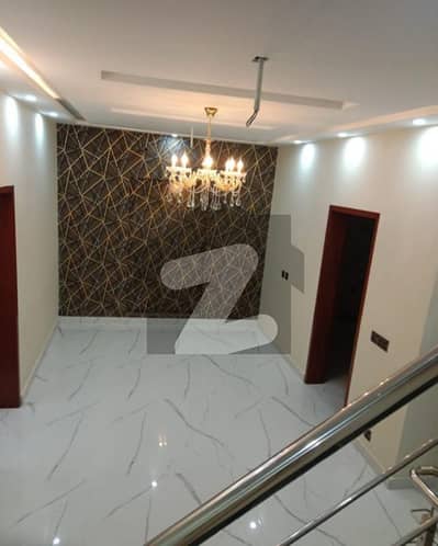 5 MARLA DOUBLE STOREY HOUSE ON 40 FT ROAD AVAILABLE FOR SALE IN DHA 11 RAHBAR