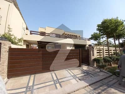 1 Kanal Slightly Used House For Sale In DHA Phase-6