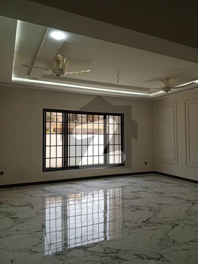 G-11/3 30*60 Beautiful Corner House For Rent
