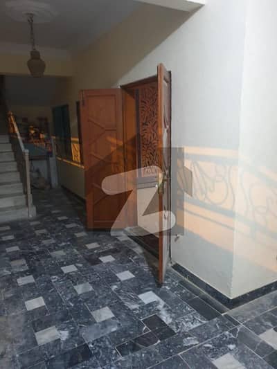 یاسین آباد گلبرگ ٹاؤن,کراچی میں 3 کمروں کا 10 مرلہ مکان 5.1 کروڑ میں برائے فروخت۔
