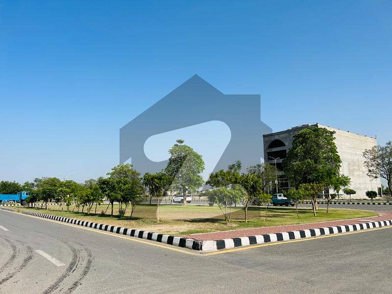 9.33 Marla Commercial Plot 30 Feet Front For Sale On Main Boulevard Khayaban E Amin 9.33 Marla Commercial Plot 30 Feet Front For Sale On Main Boulevard Khayaban E Amin