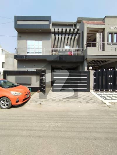 5 Marla House Available For Sale in Dream Avenue Lahore.