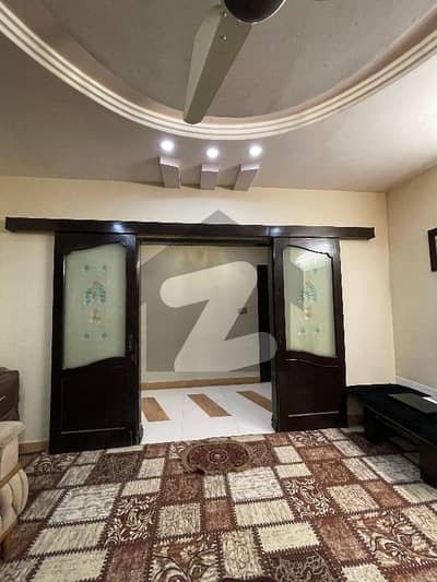 Prime Location 250 Square Yards Flat In Karachi Administration Employees Society