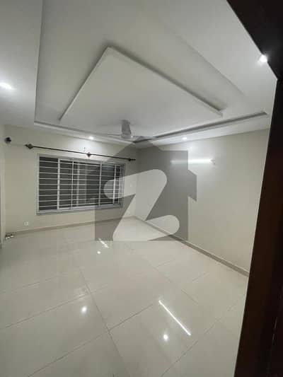 14 Marla Open Basement Available For Rent