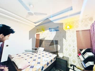 امپیریل گارڈن ہومز پیراگون سٹی,لاہور میں 5 کمروں کا 11 مرلہ مکان 4.25 کروڑ میں برائے فروخت۔