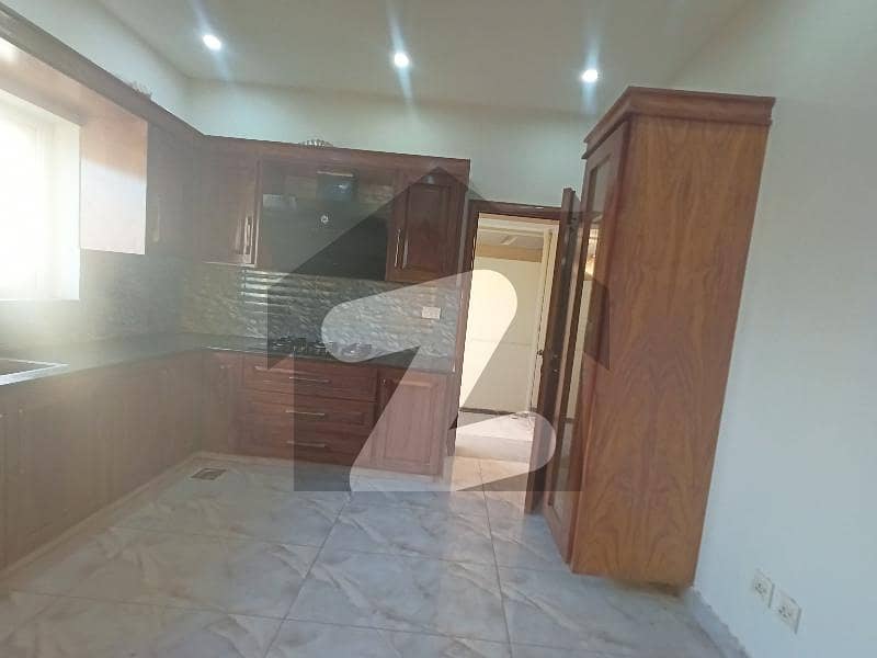 Bahria Enclave Sector C1 10 Marla House Ground Portion For Rent Bahria