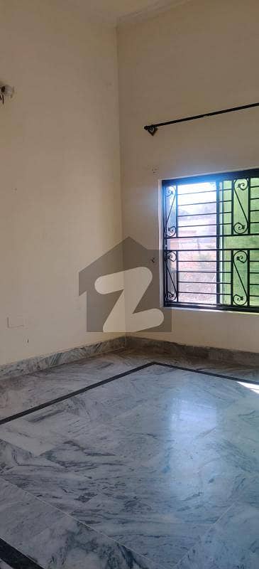 10 Marla Double story 6Beds eperate Upper Portion For Rent Sector 2 GulshanAbad