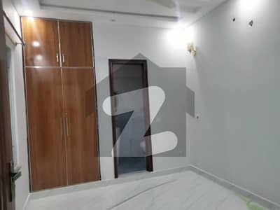 پاک عرب ہاؤسنگ سوسائٹی لاہور میں 4 کمروں کا 3 مرلہ مکان 60.0 ہزار میں کرایہ پر دستیاب ہے۔