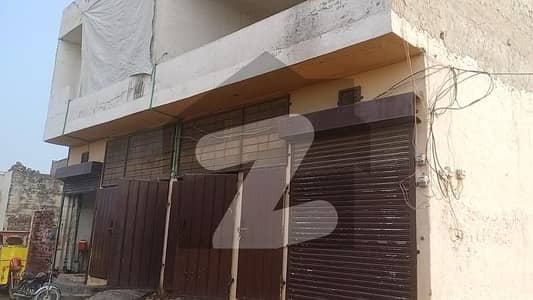 4.5 Marla upper porsation on rent With shop kahna near new defence road Lahore