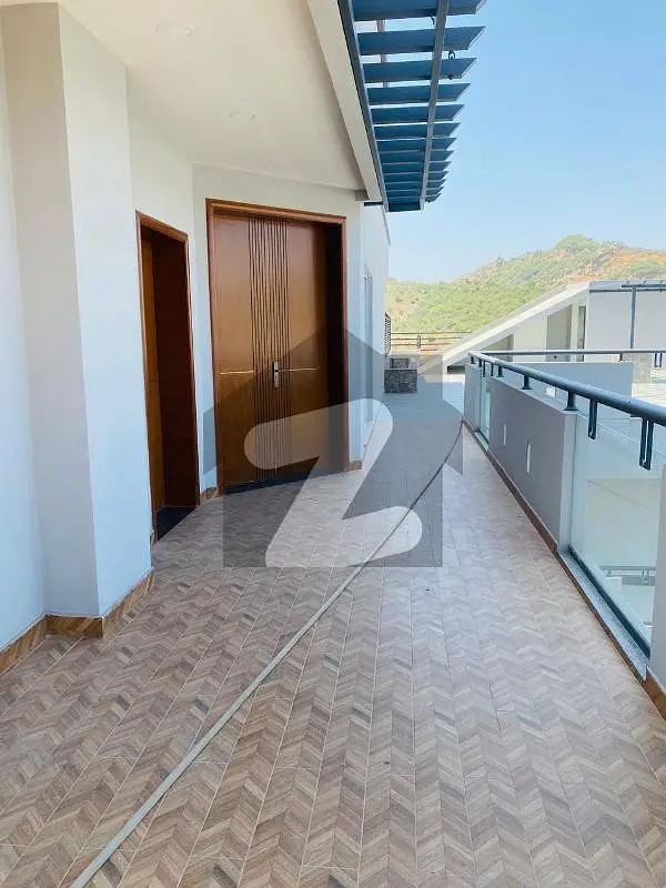 Penthouse For Sale, 4000sqrft Marglah Face, Beautiful Marglah Hills View