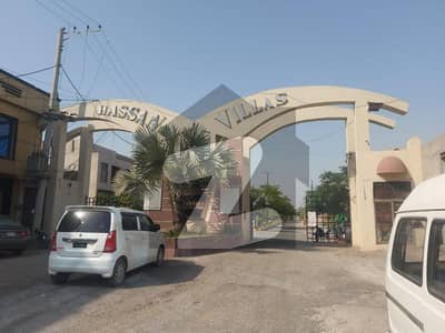 حسن ولاز فیصل آباد میں 11 مرلہ رہائشی پلاٹ 1.46 کروڑ میں برائے فروخت۔