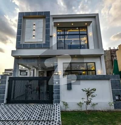 DHA PHASE 9 HOUSE FOR RENT